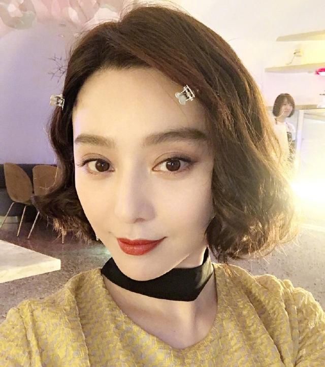 崔永元事件新进展,冯小刚刘震云临危不乱,范爷