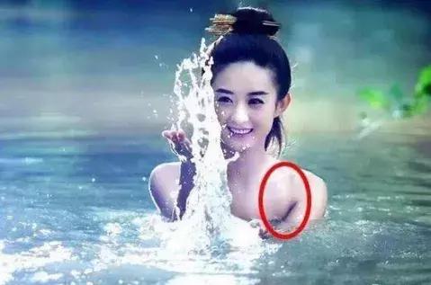 影视剧里的穿帮镜头,让人笑得肚子疼,导演太糊