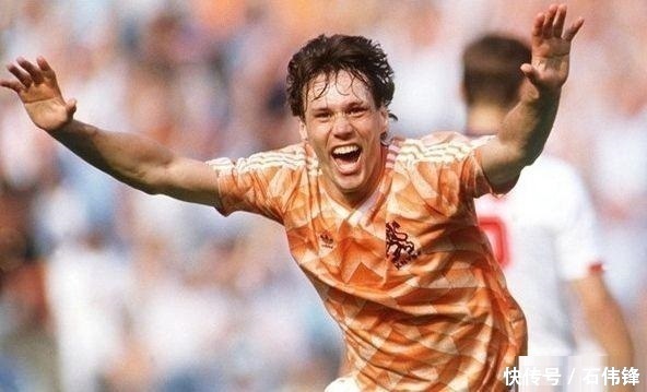 足球历史十大前锋:巴西三人,第四位是无人能敌