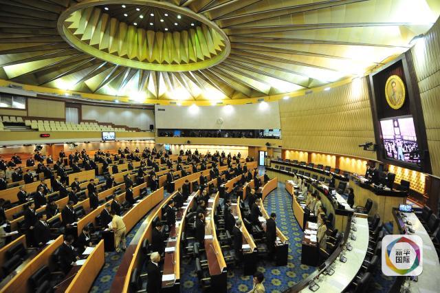 新华社发(泰国立法议会供图)