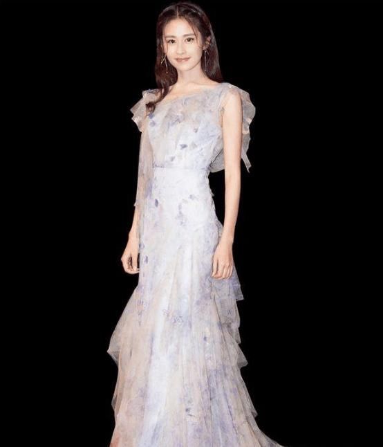 颖儿减肥方法大公开,瘦身成功穿什么都好看