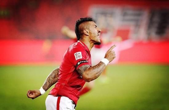 太暖心!保利尼奥为何要重返中超,原来一切都是