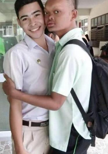 塌鼻梁香肠嘴的泰国女孩,走红变模特,网友:现在