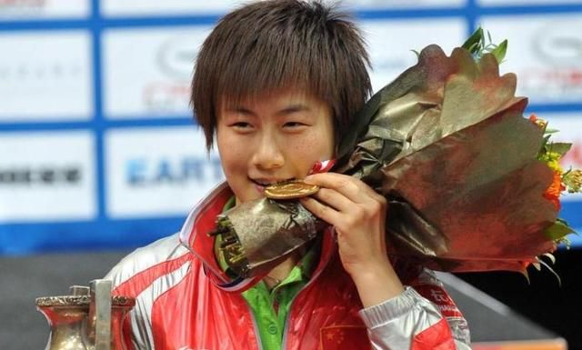 李隼在央视《风云会》栏目说出丁宁输比赛真相,不是受伤所致!