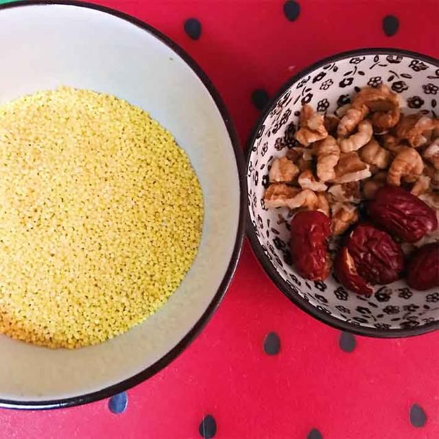 小米粥的8种做法,宝宝吃补铁、易消化、还能增