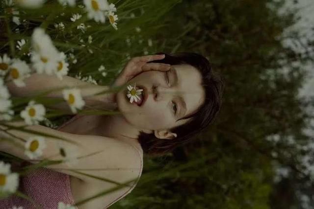 谈过两次以上恋爱的女生,一定都很随便