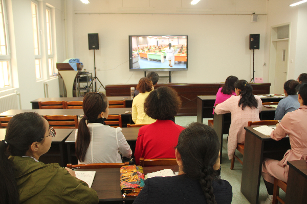 家渠第三小学开展第四学区课堂教学网络直播活