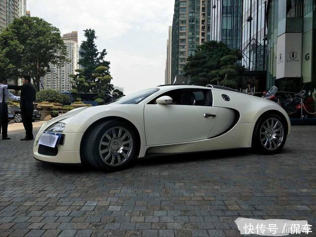 7年布加迪威龙二手车能卖多少钱,转手三次卖得