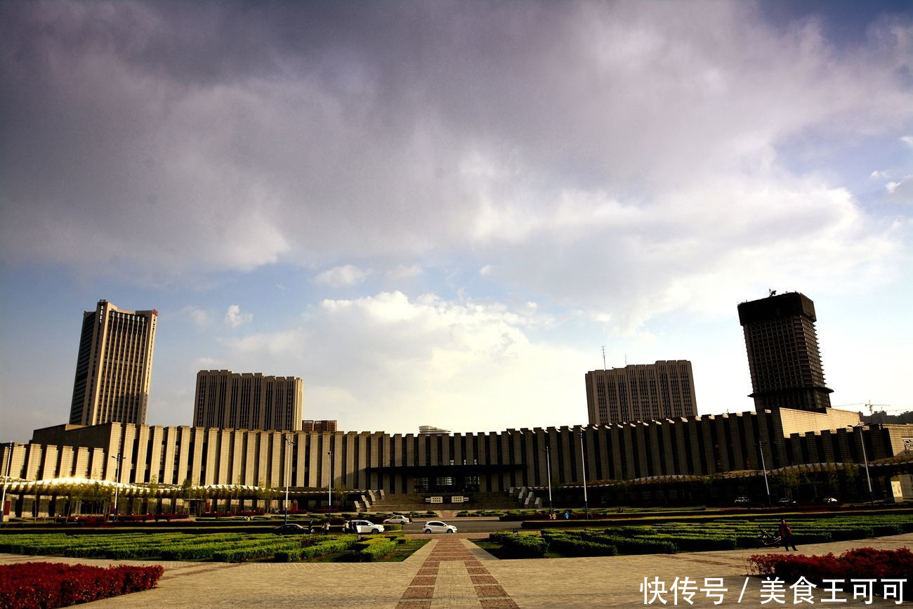 全国第一个被撤销的省份,辖区被划分走,省会如