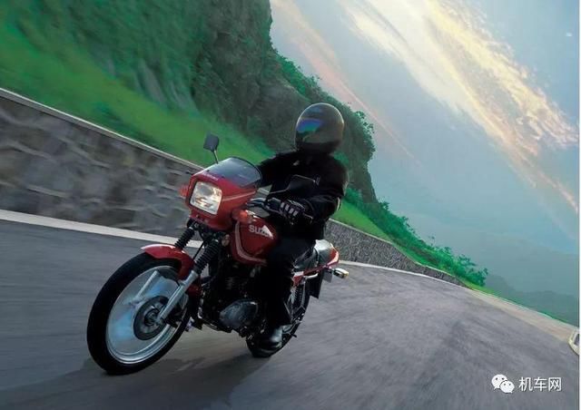 一代神车:铃木王GS125