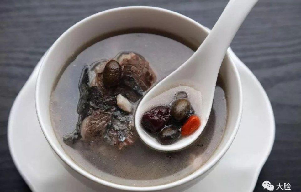 皮肤瘙痒对照表,一颗黑豆扫清湿毒,止痒药都没