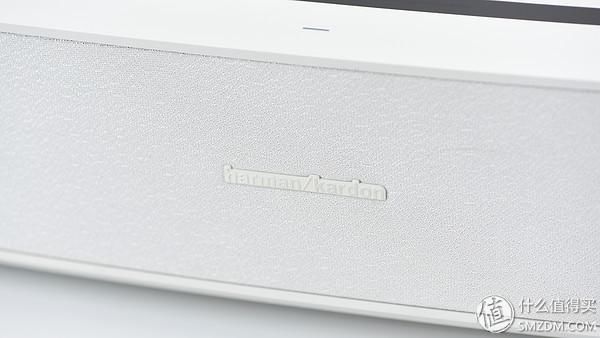 半米距离投满100寸 在房间用这个看球才爽:极