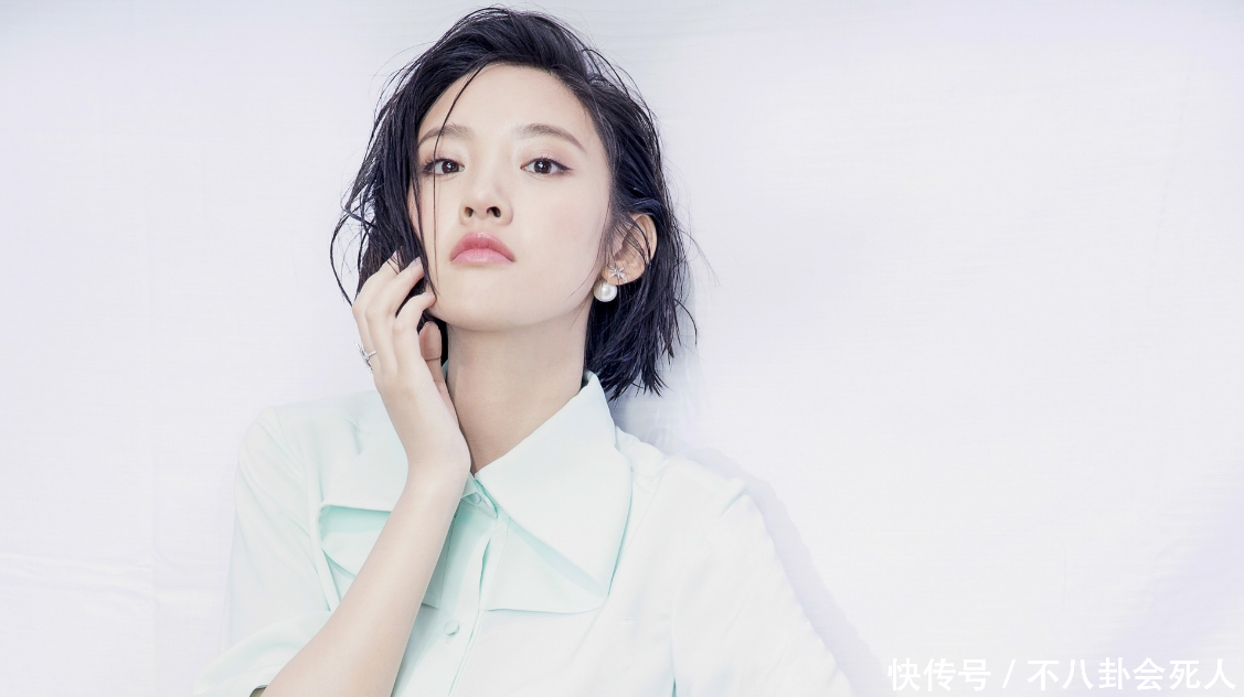 唐艺昕疑似怀孕,宽松衣物遮挡大肚子!网友:难道