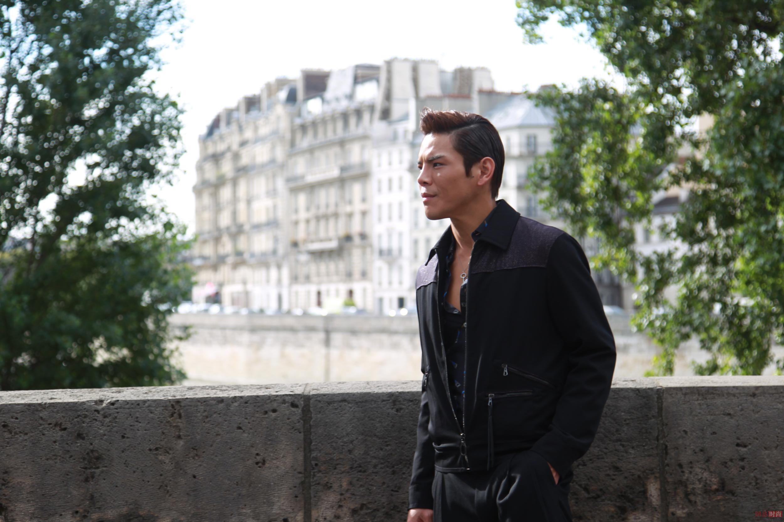 向华强敬畏他三分,妻子替他坐牢,73岁依旧兰博