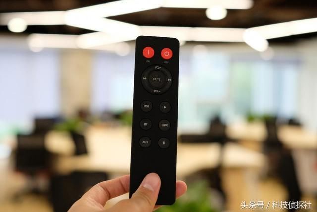 想拍Vlog?相机器材之外还得有个监听音箱