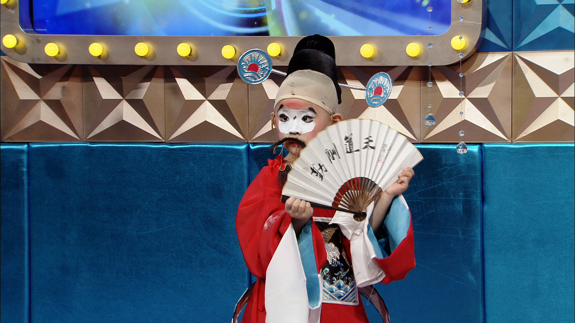 4岁宝贝薛明泽表演京剧《报灯名》