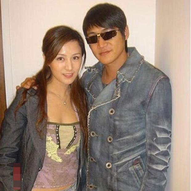 田海蓉隐瞒12年丈夫曝光,是赫赫有名的他,难怪