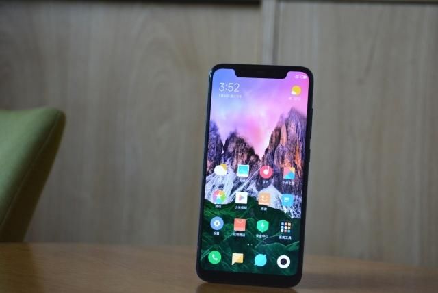 小米8红外线解锁超神奇,黑暗下也能快速解锁