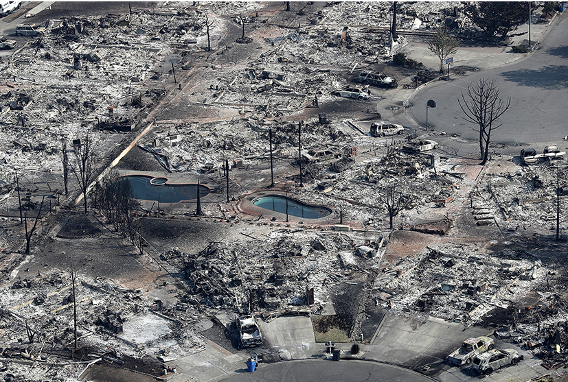 美国加州火后惨象:小城沦为废墟 似经历了核爆