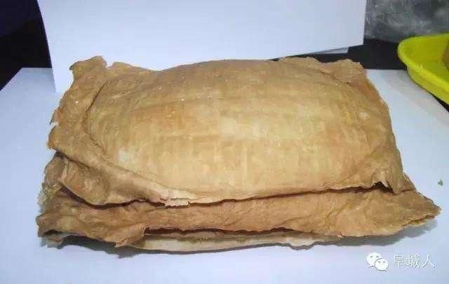 粉嘎巴是河北省阜城县流传上百年之久的一道菜,古时候人们吃不起鸡鸭