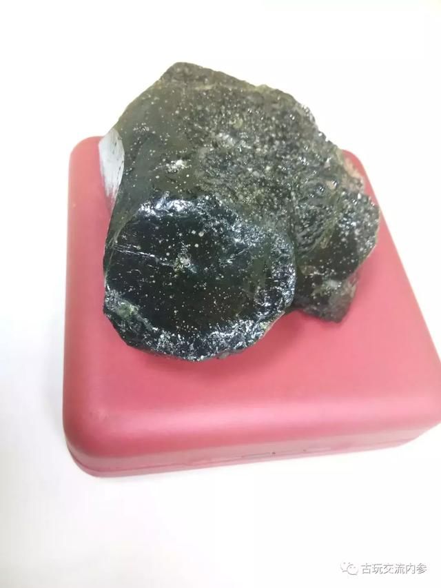 陨石品种有几类?陨石比钻石黄金市场价值高的