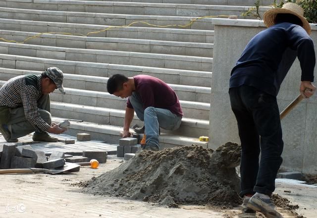 2018劳动法新规:用人单位辞退员工补偿标准!