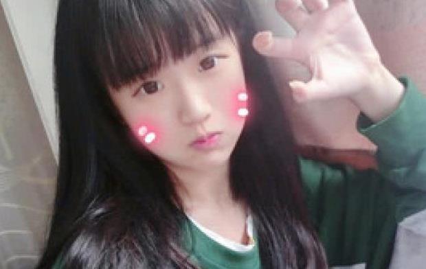 抖音17岁网红温婉被封杀,接小衣服广告,代言