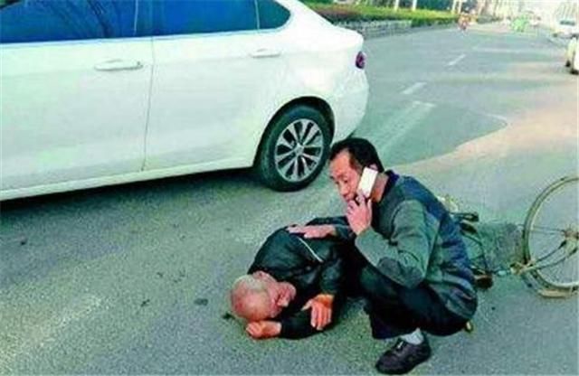 出车祸之后先打急救电话,还是报警电话?很多人