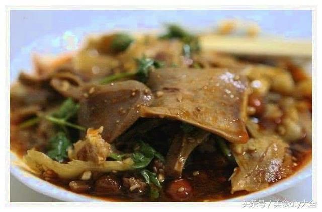 中国菜名翻译成英文太可怕,what?中国有土匪