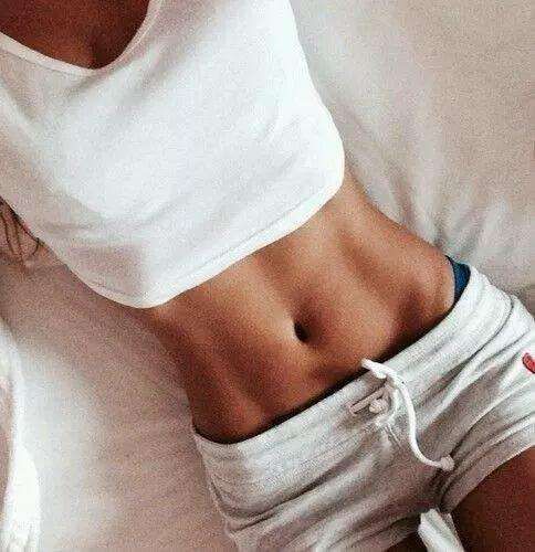 健身详解| 女生有腹肌有多美,收藏这套虐腹大法