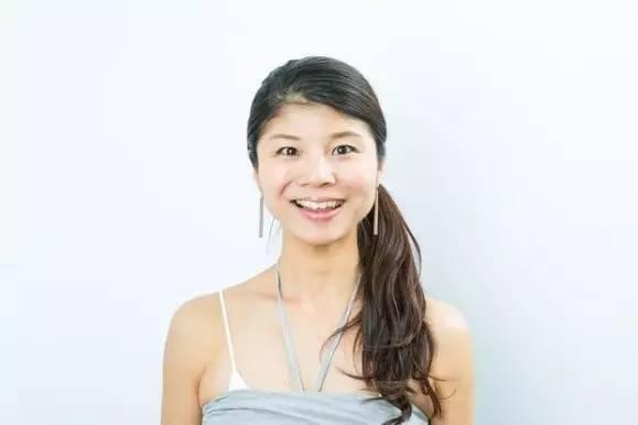 一种另类美容法--来自日本的面部瑜伽