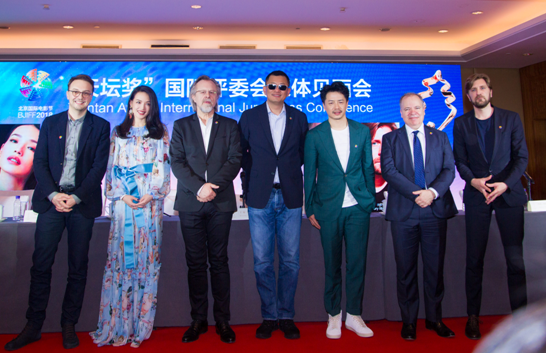 第八届北京国际电影节“天坛奖”国际评委会亮相 第八届北京国际电影节“天坛奖”国际评委会亮相