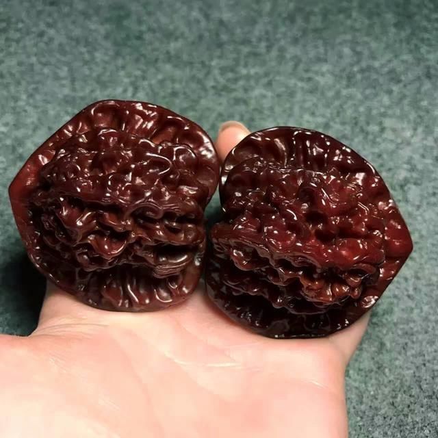 文玩核桃,越挫越珍贵,是最为值得收藏的文玩之一