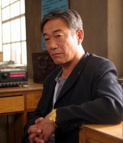 一个月内突然去世的4位明星,最后这位来头很大,谁最让你惋惜?