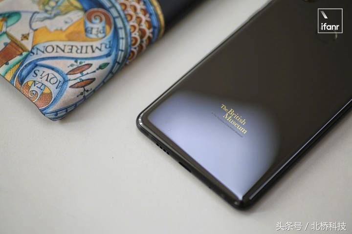 小米MIX 2S艺术版真机实拍鉴赏!