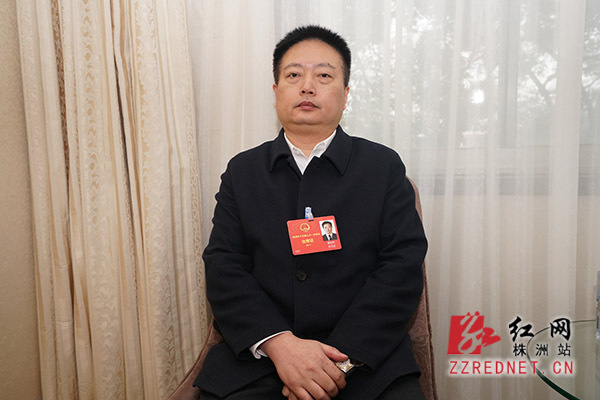 株洲市人大代表蔡安烈为医改出"良方"