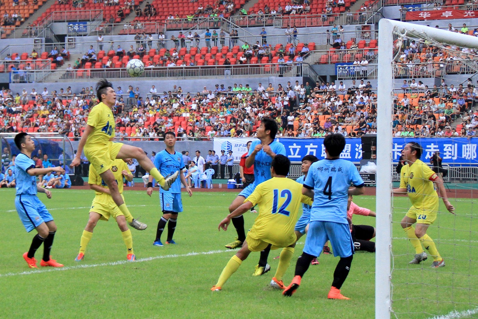 香港明星足球队2019首赛深圳雷克沙公益杯,助