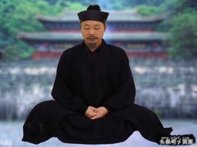 睡丹功一部功之无极桩,既是桩功,又是丹功,练一