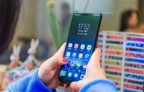 华为良心了,降500+4000mAh+四曲面+NFC,三