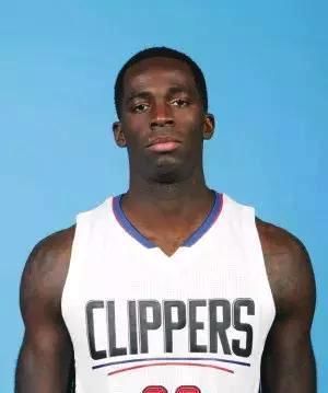 CBA季后赛浙鲁皆赢 京辽、疆粤大战你更看好