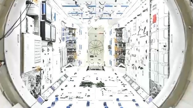 引起舒适!中国空间站内宽敞整洁的诀窍:每个东西都贴了二维码 引起舒适!中国空间站内宽敞整洁的诀窍:每个东西都贴了二维码