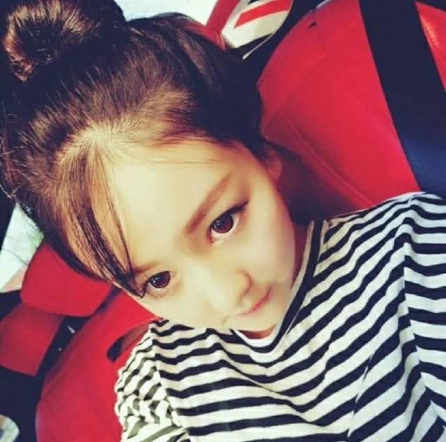 快手曾经一姐炫迈妹风格大变,满身社会气息,深