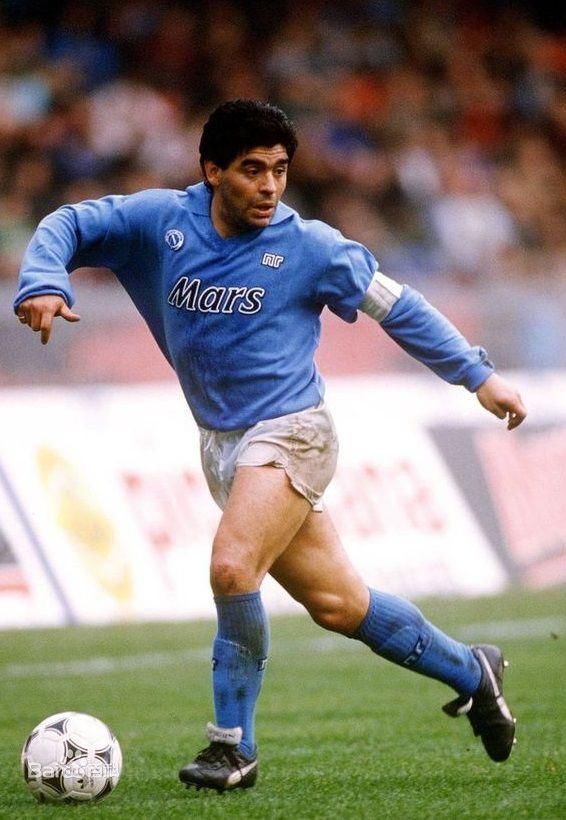 假如马拉多纳是中国人,来中国踢球,估计连校队