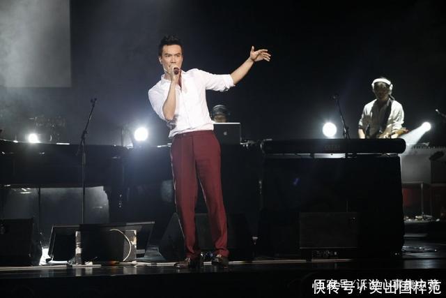 8年女主持、四任男友全是明星、爷爷是开国将