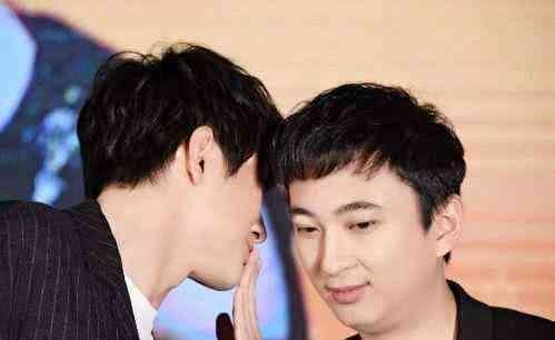 王思聪炮轰章泽天,刘强东:你爸都首负了,王健