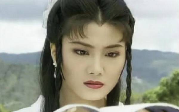 49岁功夫女星杨丽菁遭死亡威胁 自曝有精神病