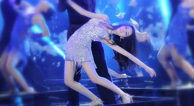 杜海涛才是女神收割机,跳舞有迪丽热巴,唱歌有