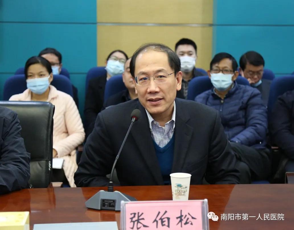 薛志强教授,张伯松教授,滕梁红教授,薛新颖教授分别介绍了自己的业务