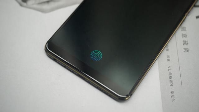 红米Note5发布引轰动,而小米MIX2s的黑科技,才