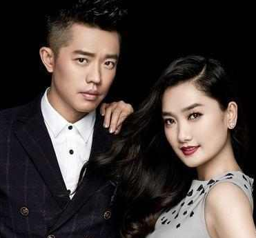 凤凰传奇真实关系终于也瞒不住, 亲密行为被扒出! 网友: 真是意外